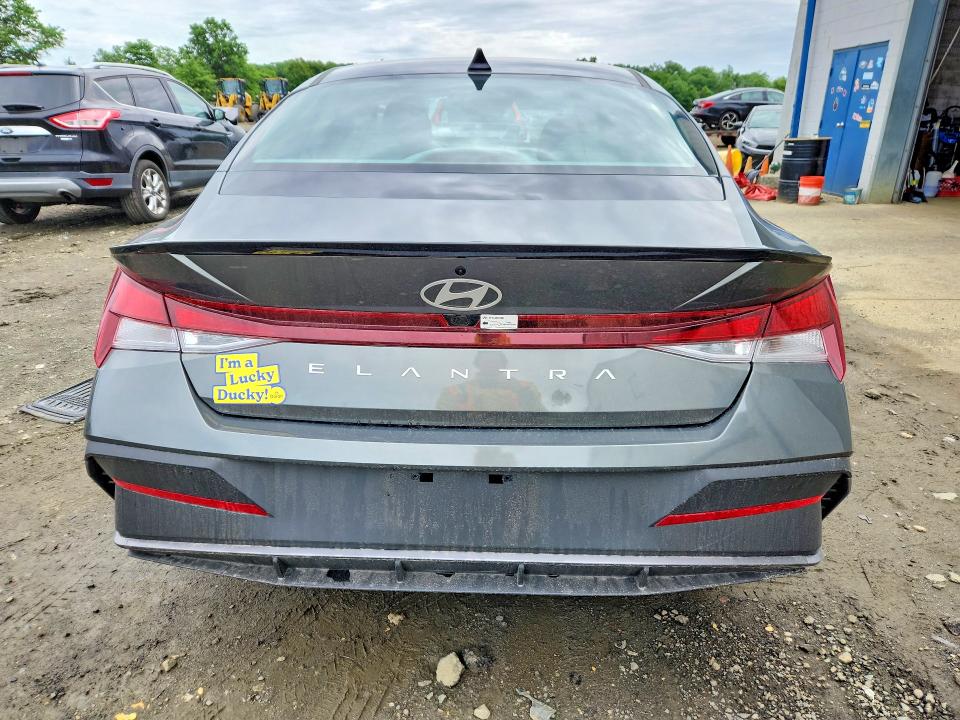 2025 Hyundai Elantra VIN KMHLM4DG2SU992908 COPART salvage auction — FRONT END, Id - Salvage Certificate Of Title, sold $3,400 on 2026-07-27 (photo 6)