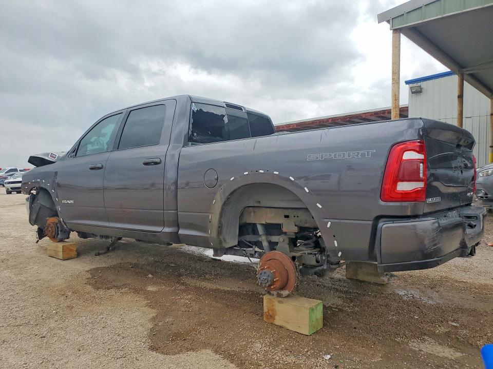 2022 Ram 2500 VIN 3C6UR5FL3NG327900 COPART salvage auction — FRONT END, In - Certificate Of Title, sold $9,100 on 2026-08-27 (photo 2)