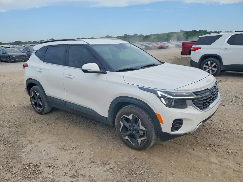 2025 Kia Seltos VIN KNDER2AA8S7783772 COPART salvage auction — HAIL, Mo - Salvage Certificate Of Title, sold $11,300 on 2026-07-14 (photo 4)