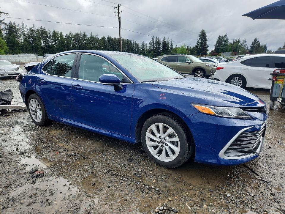 2024 Toyota Camry VIN 4T1C11BKXRU129332 COPART salvage auction — REAR END, WA - BILL OF SALE, sold $2,850 on 2026-07-10 (photo 4)