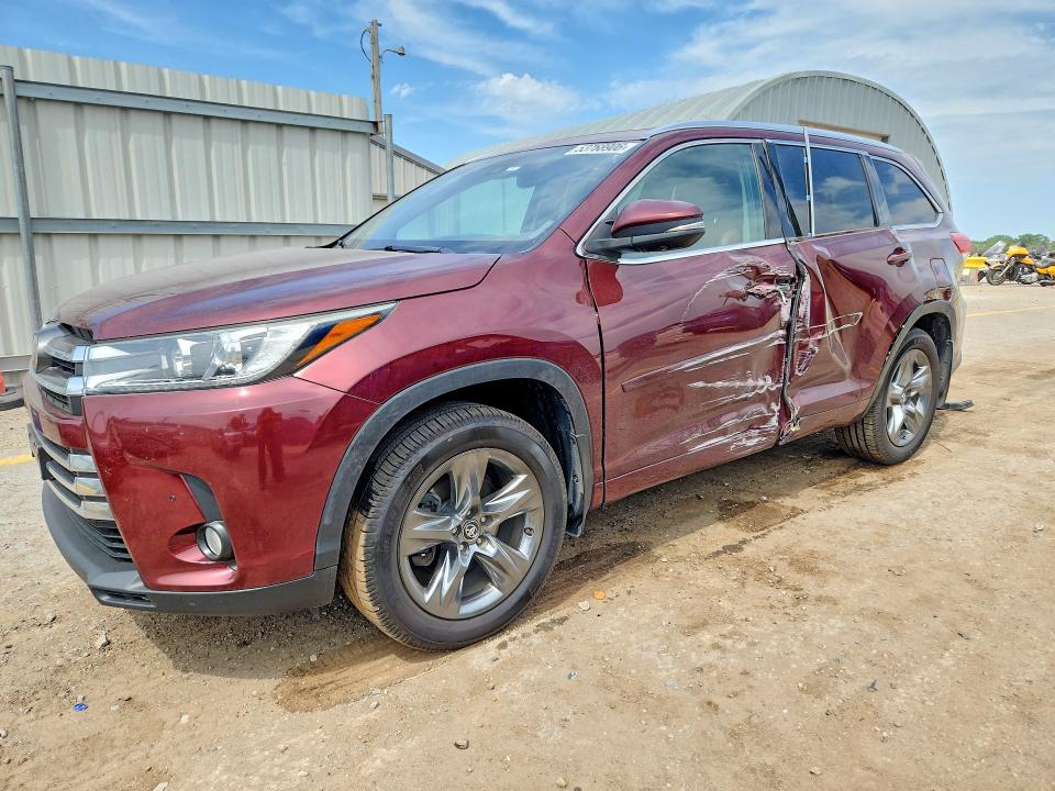 2017 Toyota VIN 5TDDZRFHXHS390882 COPART salvage auction — SIDE, Ks - Cert Of Title-Salvage, sold $12,400 on 2026-07-22 (photo 1)