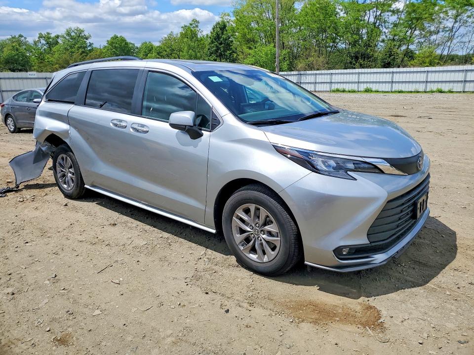 2025 Toyota VIN 5TDJRKEC4SS261320 COPART salvage auction — REAR END, Nj - Cert Of Title-Salvage, sold $500 on 2026-07-29 (photo 4)