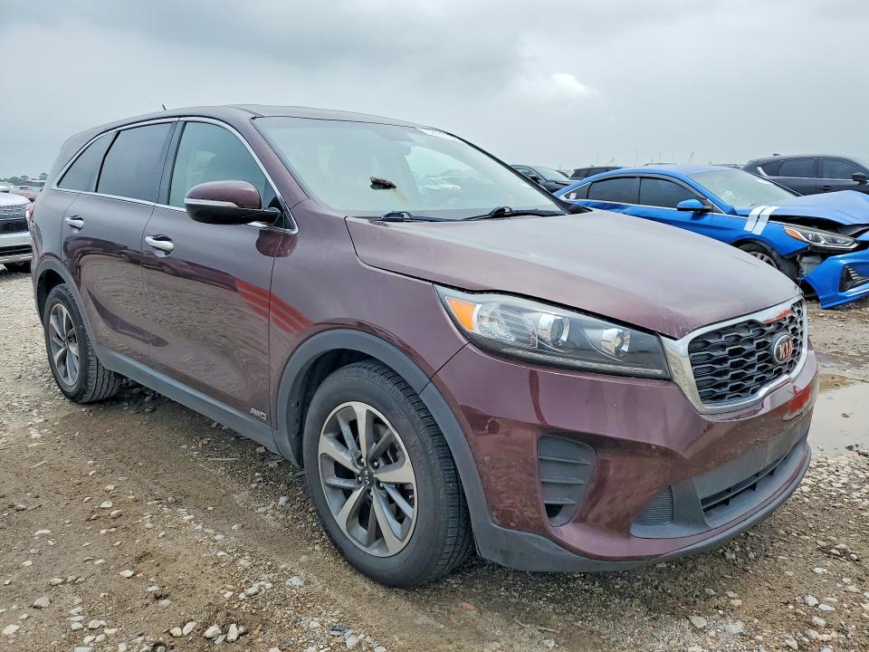 2020 Kia Sorento VIN 5XYPGDA57LG680814 COPART salvage auction — WATER/FLOOD, Tx - Salvage Title-Flood Damage, sold $1,950 on 2026-07-09 (photo 4)
