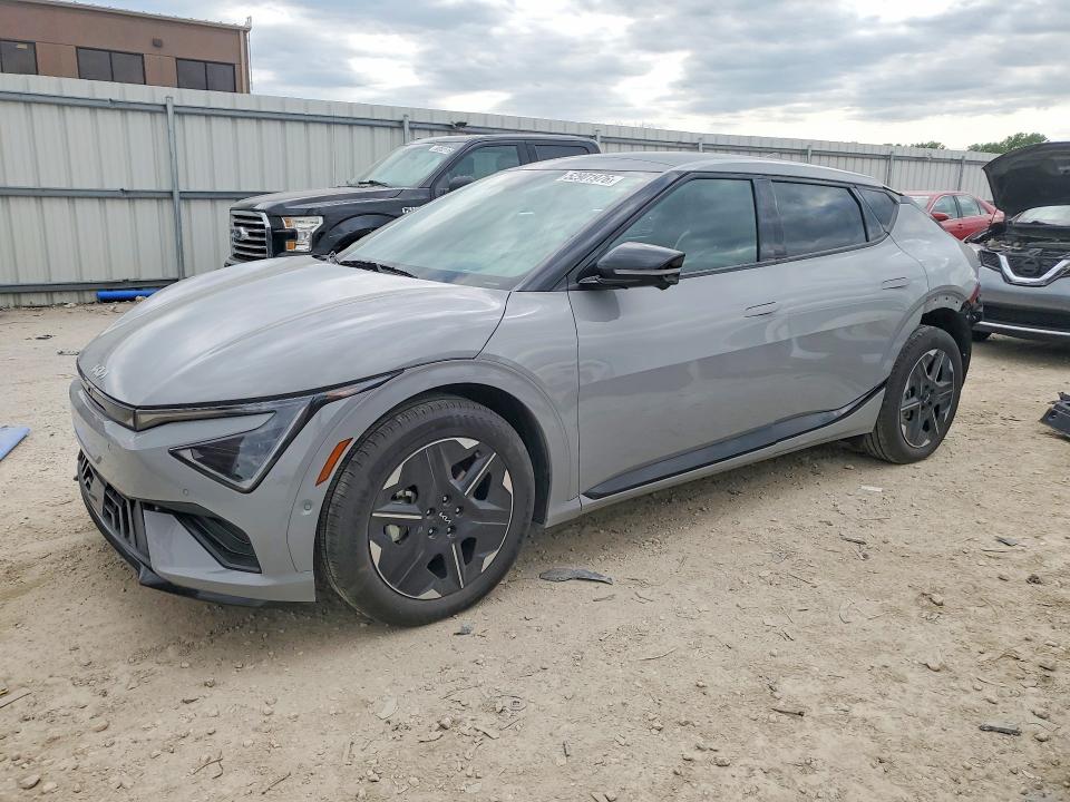 2025 Kia Ev6 VIN 5XYC44JA7SG010523 COPART salvage auction — REAR END, Mo - Salvage Certificate Of Title, sold $14,600 on 2026-07-23 (photo 1)