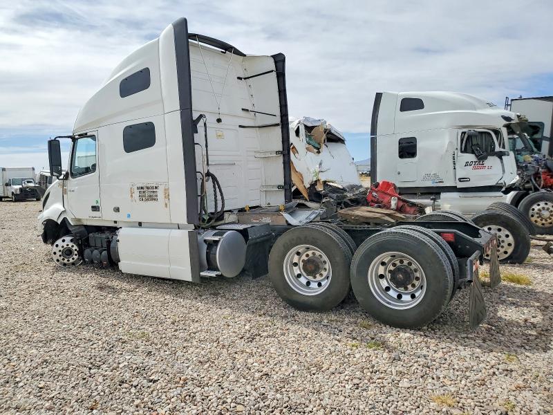 2021 Volvo VIN 4V4NC9EH1MN284817 COPART salvage auction — ROLLOVER, Ne - Cert Of Title-Salvage, sold $15 on 2026-07-30 (photo 3)