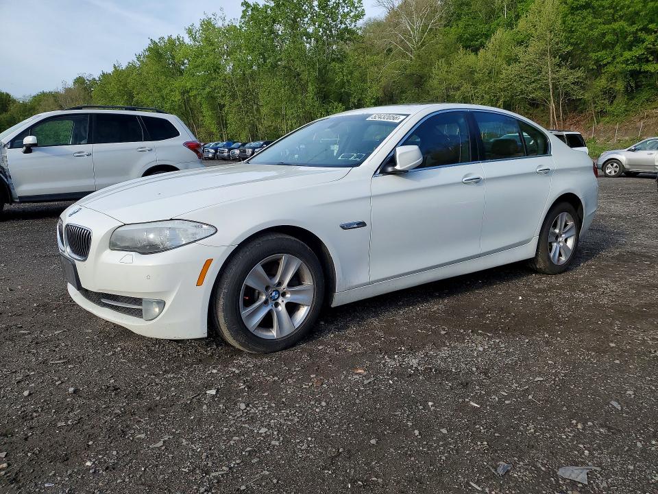 2013 BMW 5er VIN WBAXH5C56DD114317 COPART salvage auction — MINOR DENT/SCRATCHES, Ny - Certificate Of Title, sold $575 on 2026-07-02 (photo 1)