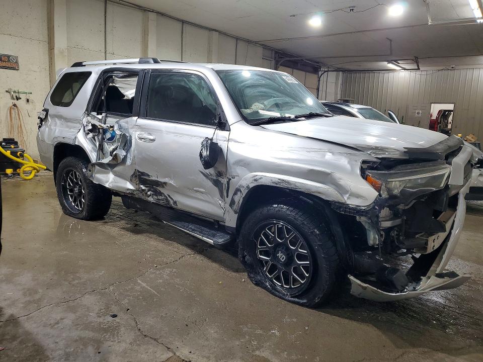 2016 Toyota 4runner VIN JTEBU5JR3G5345524 COPART salvage auction — ALL OVER, Tn - Salvage Certificate, sold $4,500 on 2026-07-19 (photo 4)