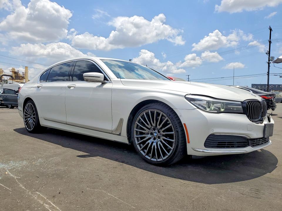 2019 BMW 7er VIN WBA7E2C54KB218532 COPART salvage auction — FRONT END, Ca - Salvage Certificate, sold $9,100 on 2026-09-02 (photo 4)