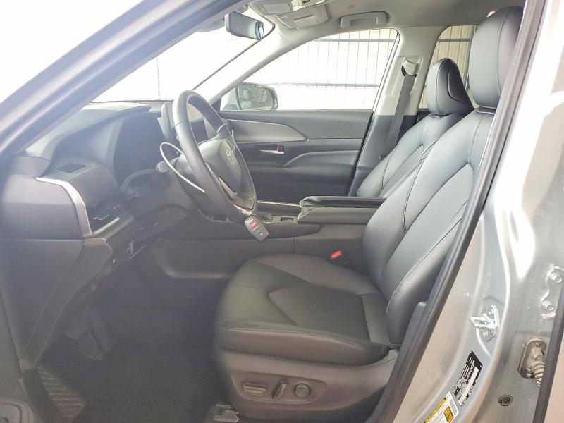 2025 Toyota Highlander VIN 5TDAAAB56SS090464 COPART salvage auction — SIDE, Co - Salvage Title, sold $26,250 on 2026-07-13 (photo 7)