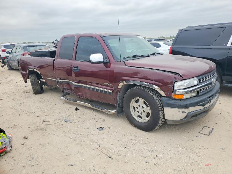 2001 Chevrolet Silverado 1500 VIN 2GCEC19T911301498 COPART salvage auction — SIDE, Tx - Salvage Vehicle Title, sold $900 on 2026-07-02 (photo 4)