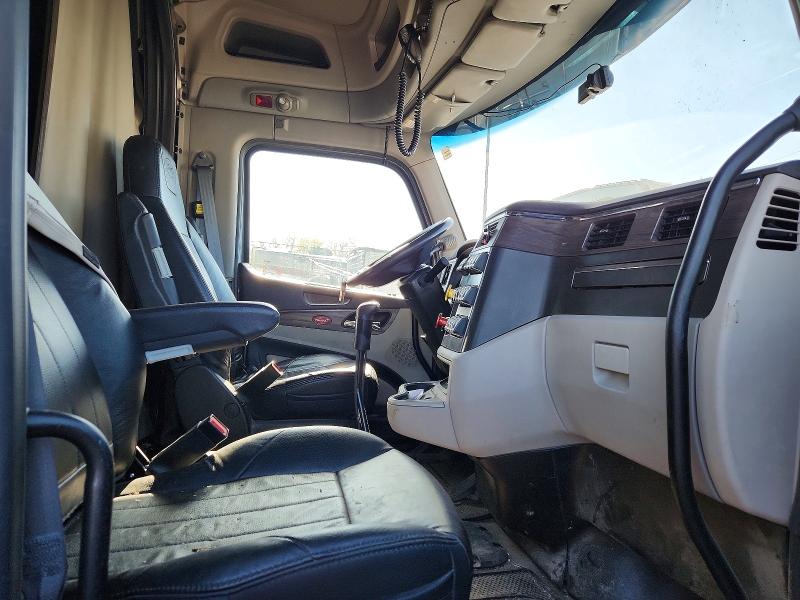 2024 Peterbilt All other VIN 1XPCD49X2RD895830 COPART salvage auction — ROLLOVER, OH - CERT OF TITLE-SALVAGE, sold $84,500 on 2026-07-20 (photo 5)