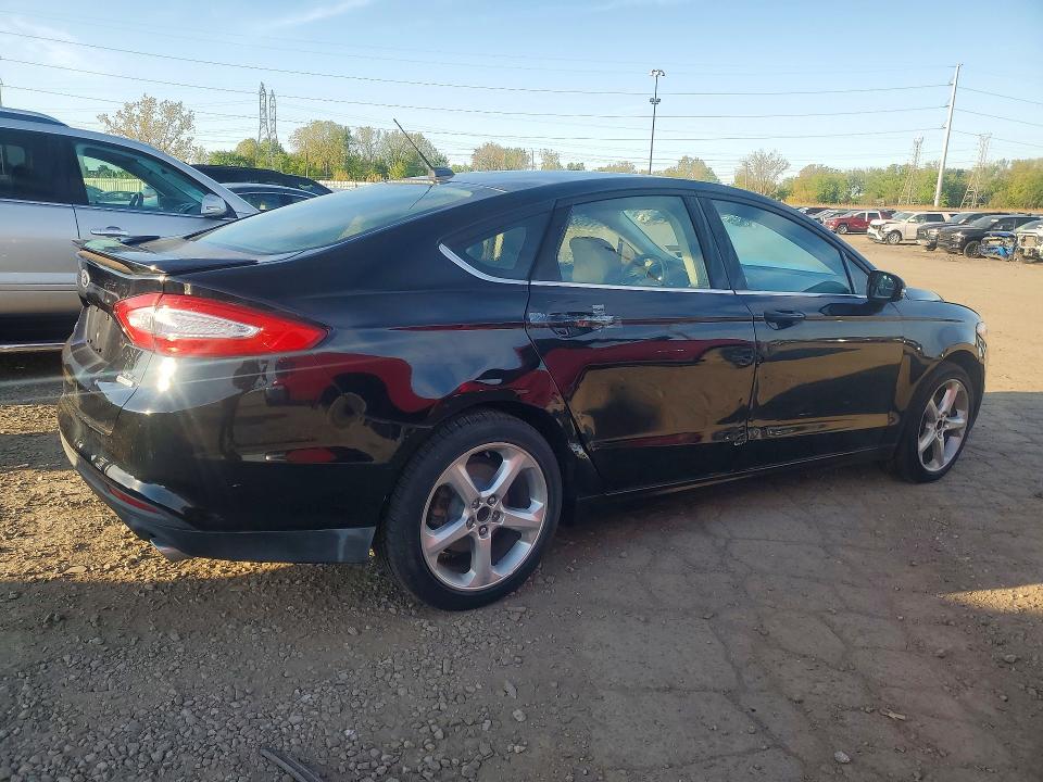 2016 Ford Fusion VIN 3FA6P0HD0GR152602 COPART salvage auction — SIDE, Va - Certificate Of Title, sold $2,250 on 2026-07-09 (photo 3)