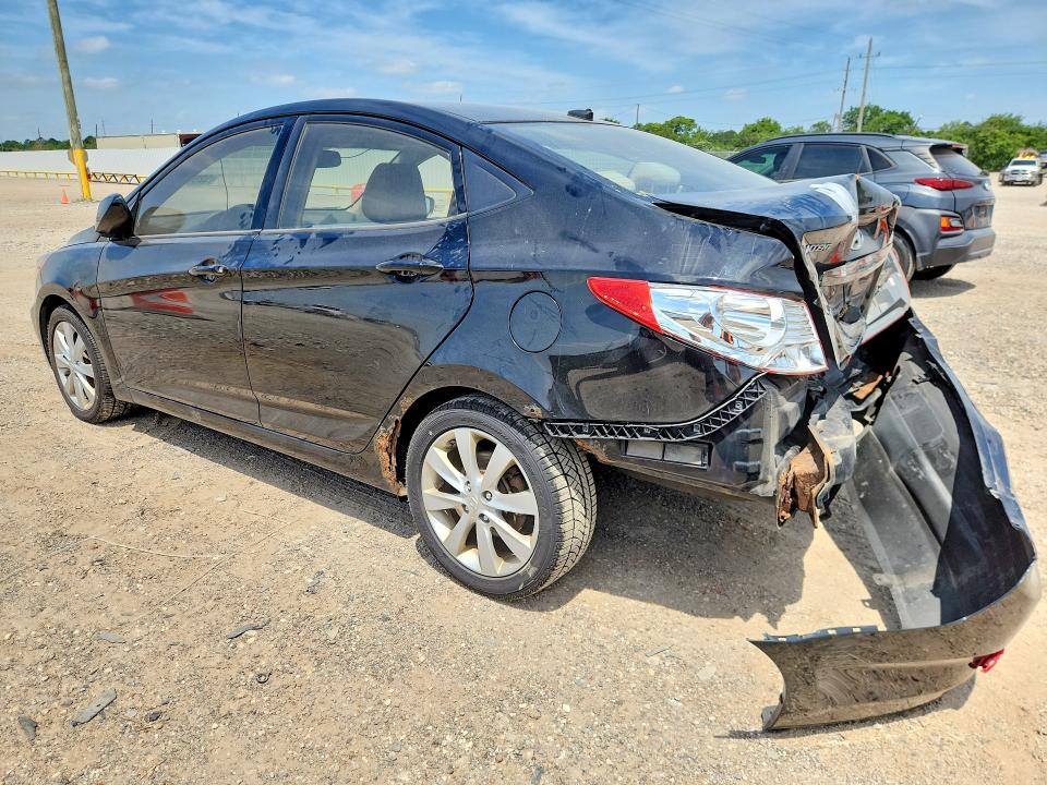 2013 Hyundai Accent VIN KMHCU4AE1DU441830 COPART salvage auction — REAR END, Tx - Salvage Vehicle Title, sold $650 on 2026-07-13 (photo 2)