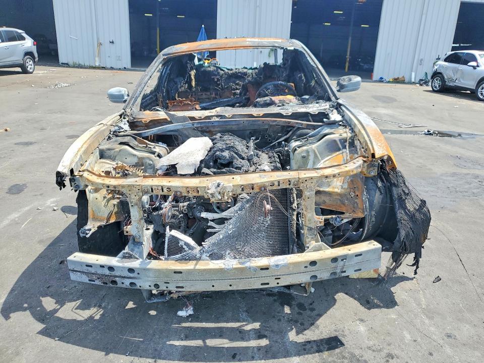 2022 Dodge Charger VIN 2C3CDXGJ0NH190088 COPART salvage auction — BURN, Fl - Cert Of Destruct-No Vin Plate, sold $15 on 2026-07-29 (photo 5)