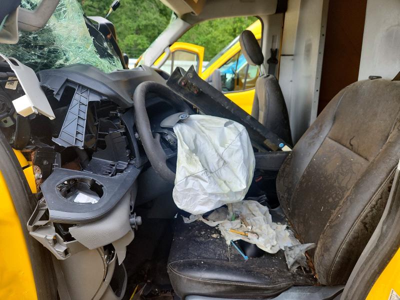 2021 Ford Transit VIN 1FTBR1X88MKA53717 COPART salvage auction — FRONT END, AZ - CERT OF TITLE - SALVAGE, sold $675 on 2026-07-02 (photo 7)