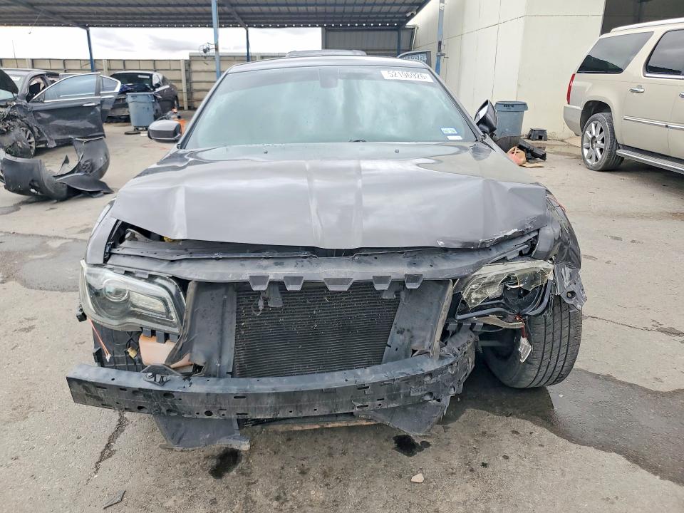 2016 Chrysler 300 VIN 2C3CCAAG9GH197606 COPART salvage auction — FRONT END, Salvage Title, sold $1,150 on 2026-07-24 (photo 5)