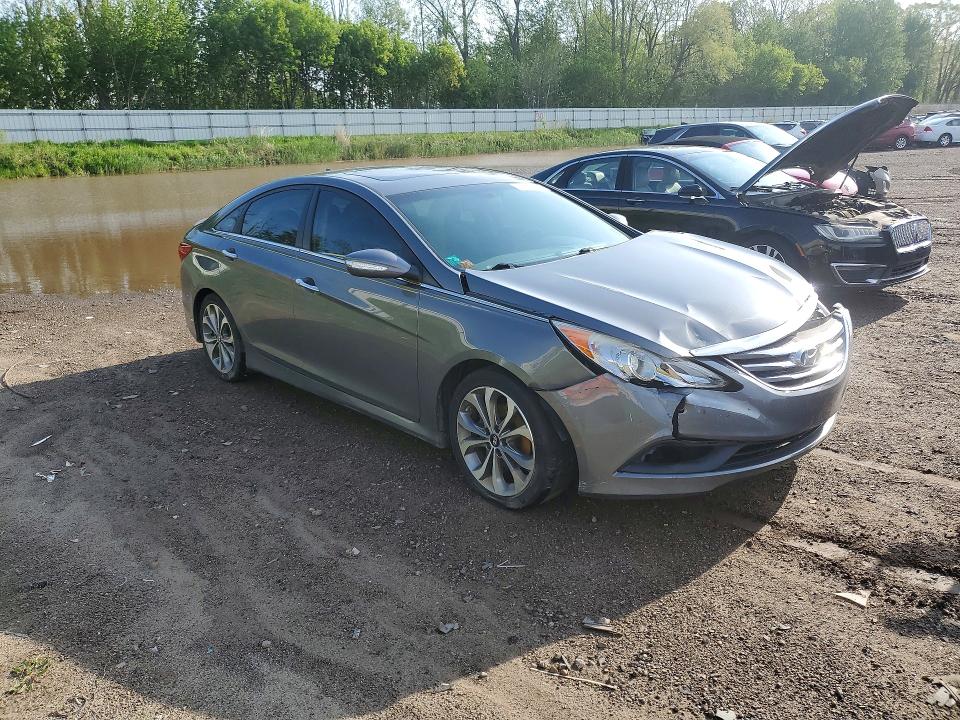 2014 Hyundai Sonata VIN 5NPEC4AB6EH876229 COPART salvage auction — FRONT END, Mi - Cert Of Title-Salvage Vehicle, sold $475 on 2026-07-08 (photo 4)