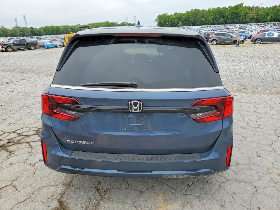 2026 Honda VIN 5FNRL6H69TB031084 COPART salvage auction — SIDE, Tn - Salvage Certificate, sold $13,600 on 2026-07-02 (photo 6)