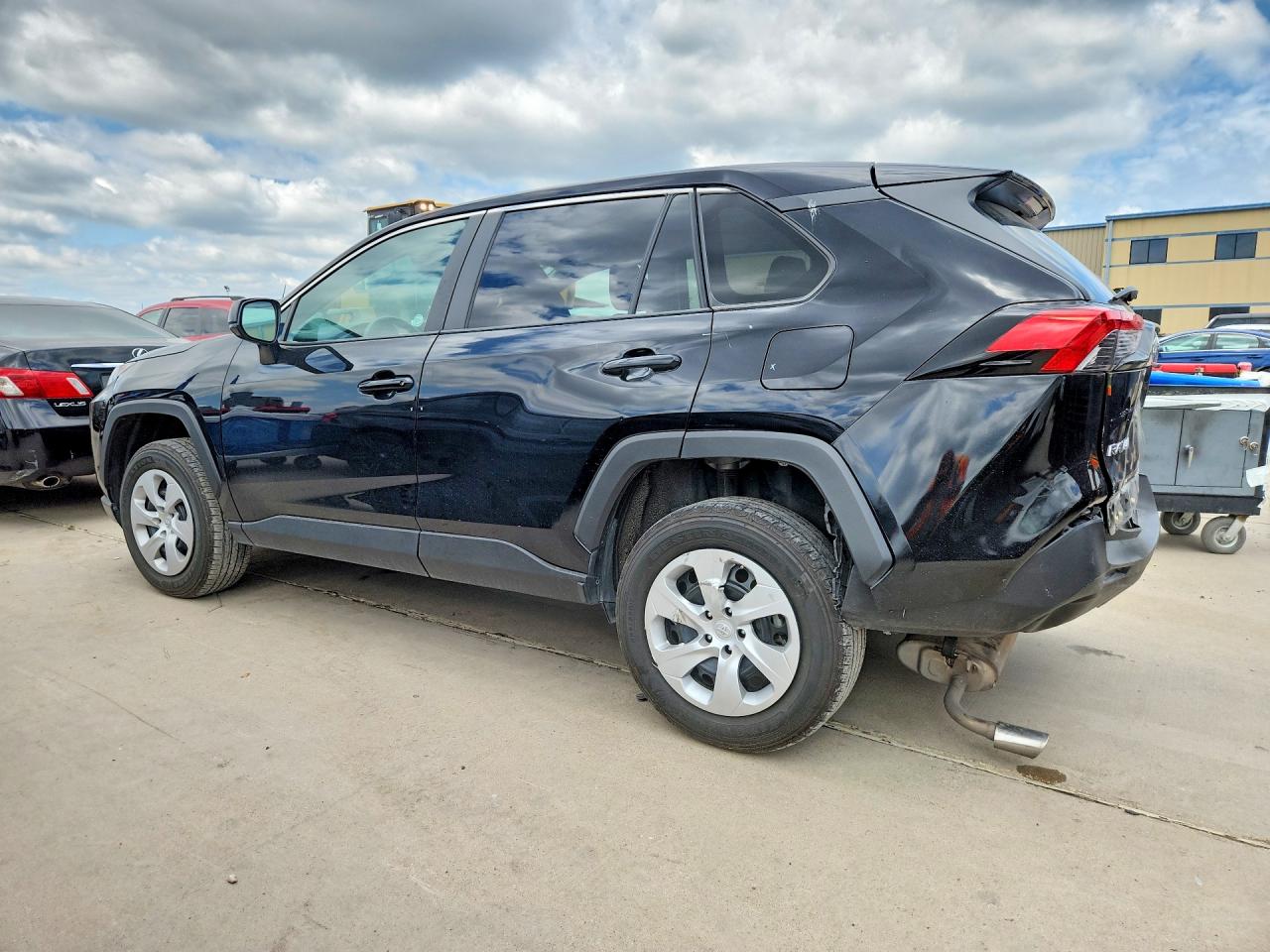 2024 Toyota RAV4 VIN 2T3F1RFV5RW449066 COPART salvage auction — Rear End, TX - SALVAGE VEHICLE TITLE, sold $12,000 on 2026-06-22 (photo 2)