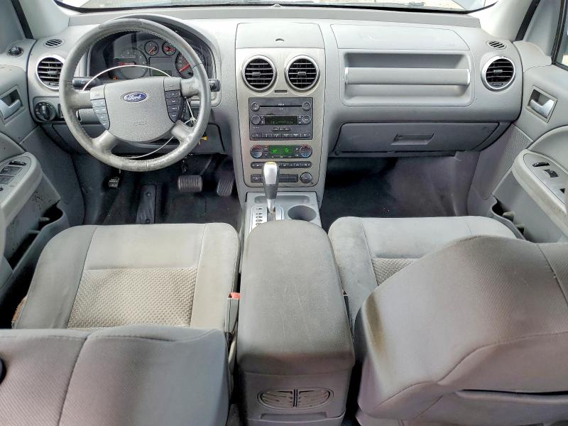 2005 Ford Freestyle VIN 1FMZK02115GA80927 COPART salvage auction — NORMAL WEAR, Ca - Dis/Dlr/Exp Only Clean Title, sold $350 on 2026-07-02 (photo 8)