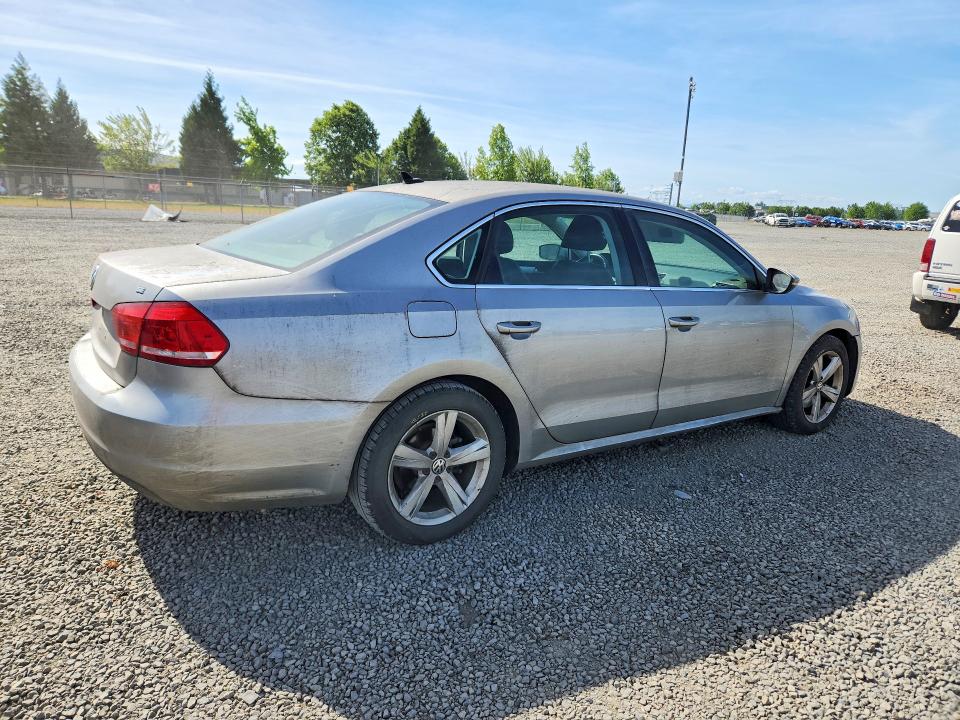 2012 Volkswagen Passat VIN 1VWBH7A39CC027927 COPART salvage auction — FRONT END, Or - Salvage Title Certificate, sold $175 on 2026-08-04 (photo 3)