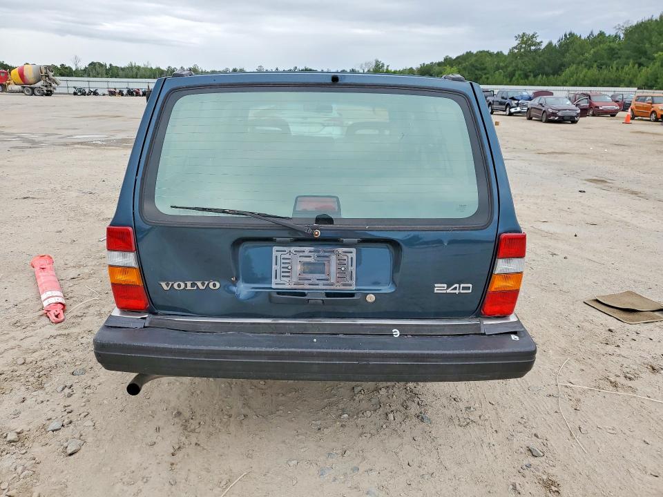 1993 Volvo 240 series VIN YV1AW8804P1951497 COPART salvage auction — FRONT END, Sc - Cert Of Title-Salvage, sold $350 on 2026-08-10 (photo 6)