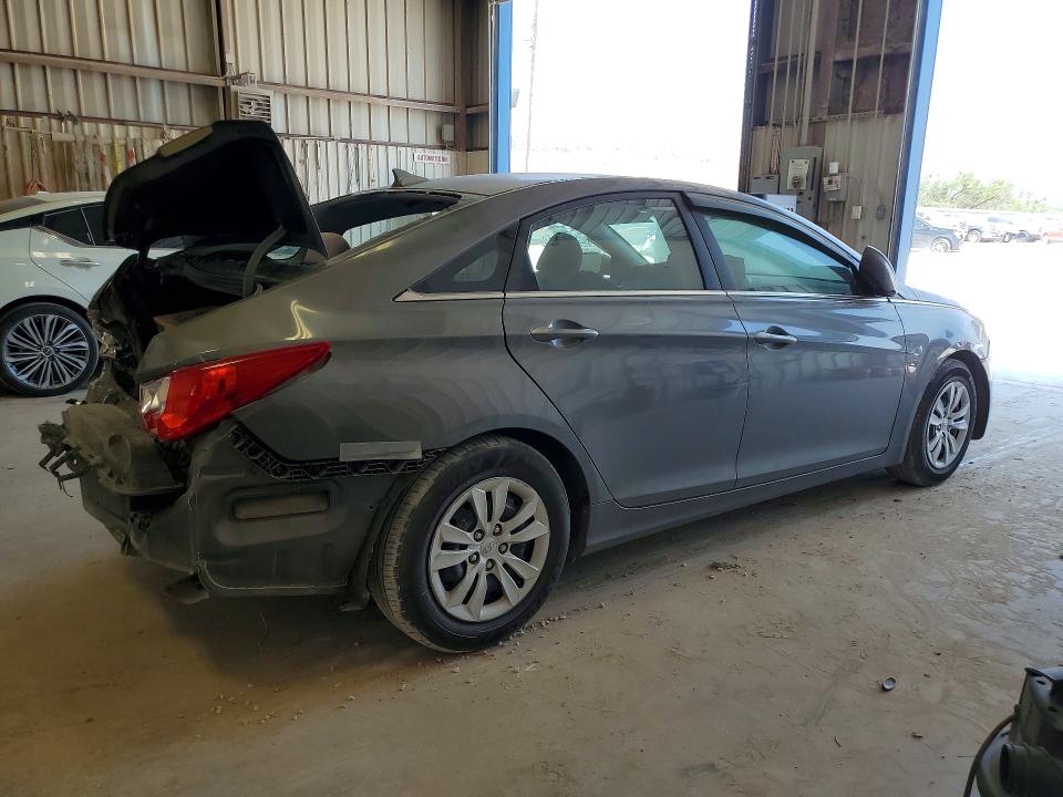 2013 Hyundai Sonata VIN 5NPEB4ACXDH563050 COPART salvage auction — REAR END, Tx - Salvage Vehicle Title, sold $325 on 2026-07-31 (photo 3)