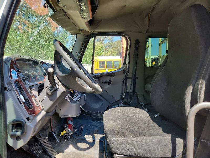 2015 Frht - freightliner M2 VIN 1FVACWDT9FHGK4027 COPART salvage auction — FRONT END, CA - SALVAGE CERTIFICATE, sold $2,200 on 2026-07-29 (photo 7)