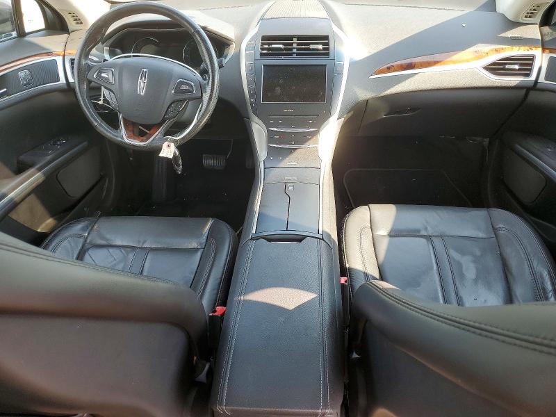 2014 Lincoln Mkz VIN 3LN6L2J90ER817773 COPART salvage auction — REAR END, Nj - Certificate Of Title, sold $375 on 2026-07-02 (photo 8)