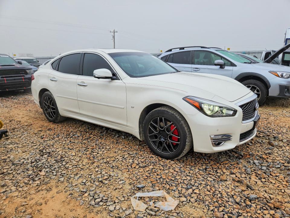 2019 Infiniti Q70 VIN JN1BY1AR2KM585554 COPART salvage auction — HAIL, Mo - Salvage Certificate Of Title, sold $10,700 on 2026-08-17 (photo 4)