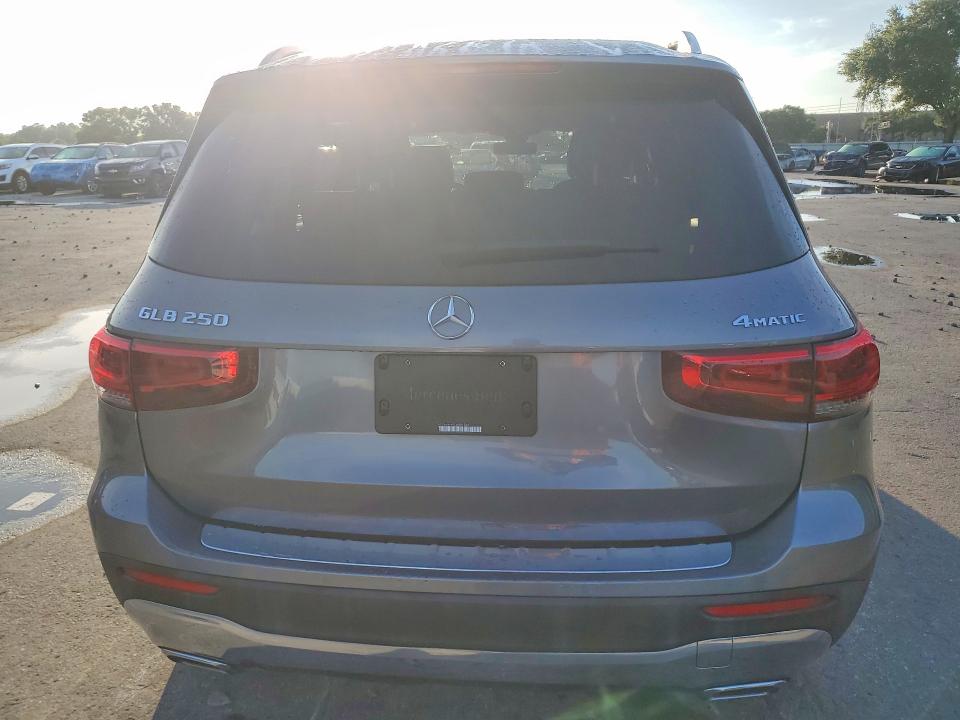 2020 Mercedes-benz Glb VIN WDC4M4HB7LW001743 COPART salvage auction — MINOR DENT/SCRATCHES, Fl - Certificate Of Title (P), sold $10,100 on 2026-07-21 (photo 6)