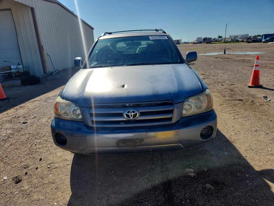 2005 Toyota Highlander VIN JTEGP21A350071452 COPART salvage auction — REAR END, TX - SALVAGE VEHICLE TITLE (P), sold $675 on 2026-07-15 (photo 5)