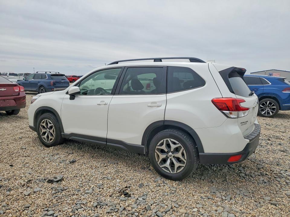 2020 Subaru Forester VIN JF2SKAGC3LH433568 COPART salvage auction — FRONT END, Fl - Cert Of Title Slvg Rebuildable, sold $2,650 on 2026-07-21 (photo 2)