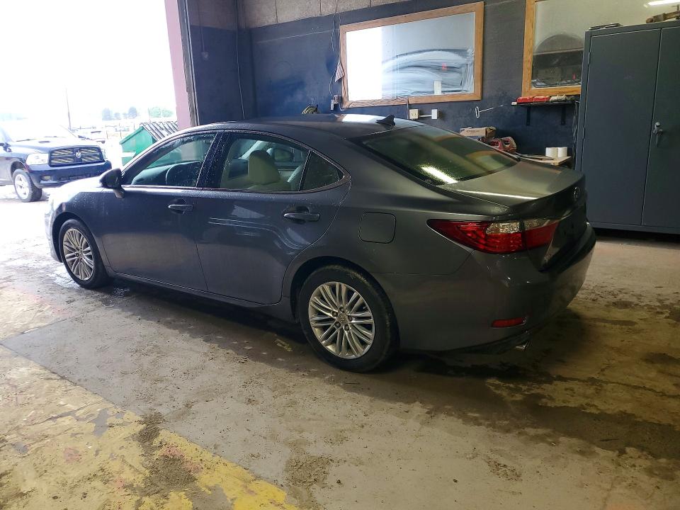 2013 Lexus VIN JTHBK1GG2D2003549 COPART salvage auction — SIDE, In - Cert Of Title-Salvage Title, sold $4,250 on 2026-07-10 (photo 2)
