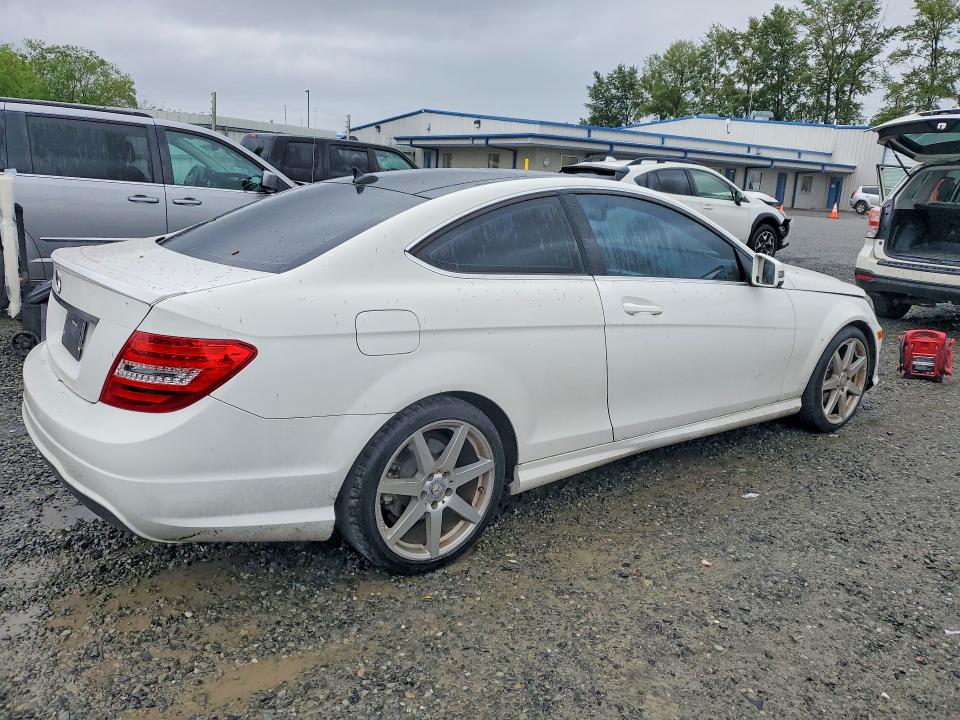 2013 Mercedes-benz C-klasse VIN WDDGJ4HB3DG001283 COPART salvage auction — FRONT END, Wa - Bill Of Sale, sold $1,350 on 2026-07-06 (photo 3)