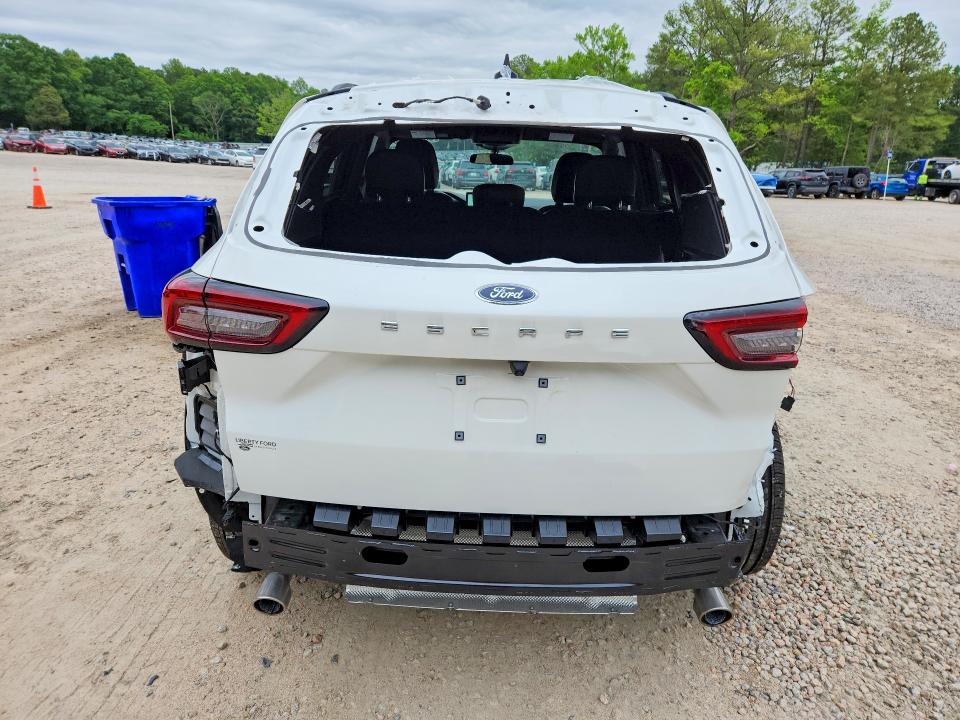 2026 Ford Escape VIN 1FMCU0MN3TUA18315 COPART salvage auction — REAR END, Nc - Salvage Certificate Of Title, sold $8,400 on 2026-07-24 (photo 6)