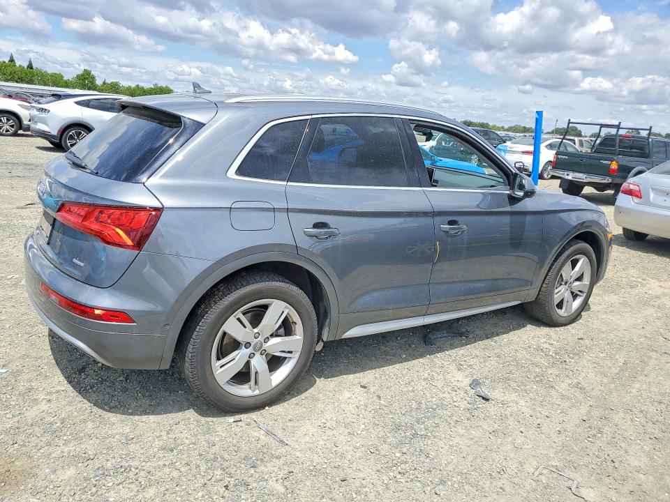2019 Audi Q5 VIN WA1CNAFY3K2034856 COPART salvage auction — MINOR DENT/SCRATCHES, Ca - Dis/Dlr/Exp Only Clean Title (P), sold $5,600 on 2026-07-02 (photo 3)
