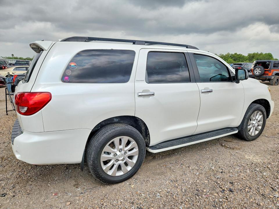 2016 Toyota Sequoia VIN 5TDDW5G10GS135255 COPART salvage auction — WATER/FLOOD, Tx - Salvage Vehicle Title, sold $9,200 on 2026-07-22 (photo 3)