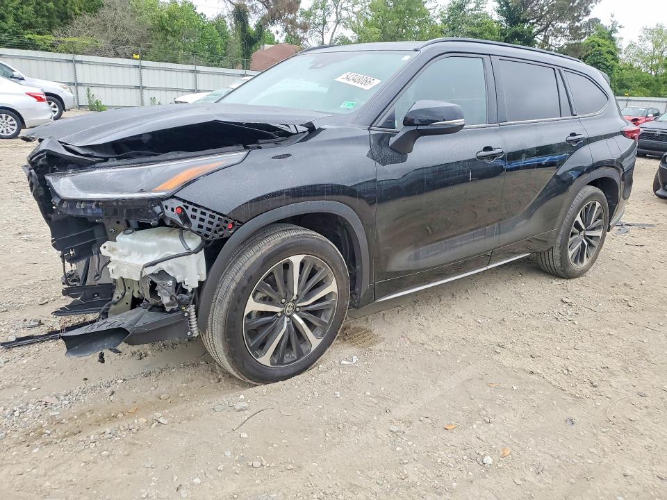 2021 Toyota Highlander VIN 5TDLZRBH8MS111540 COPART salvage auction — FRONT END, Va - Cert Of Title - Salvage, sold $12,000 on 2026-07-07 (photo 1)