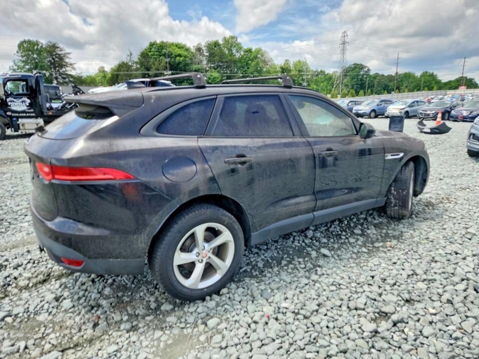 2017 Jaguar F-pace VIN SADCJ2BV7HA058616 COPART salvage auction — MECHANICAL, Wa - Cert Of Ownership-Rebuilt, sold $3,500 on 2026-07-29 (photo 3)