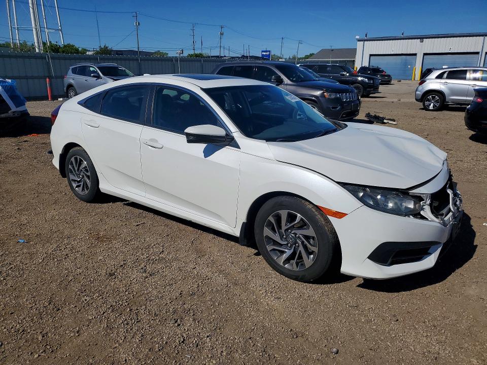 2018 Honda VIN 19XFC2F7XJE018984 COPART salvage auction — FRONT END, Il - Salvage Certificate, sold $5,600 on 2026-07-03 (photo 4)