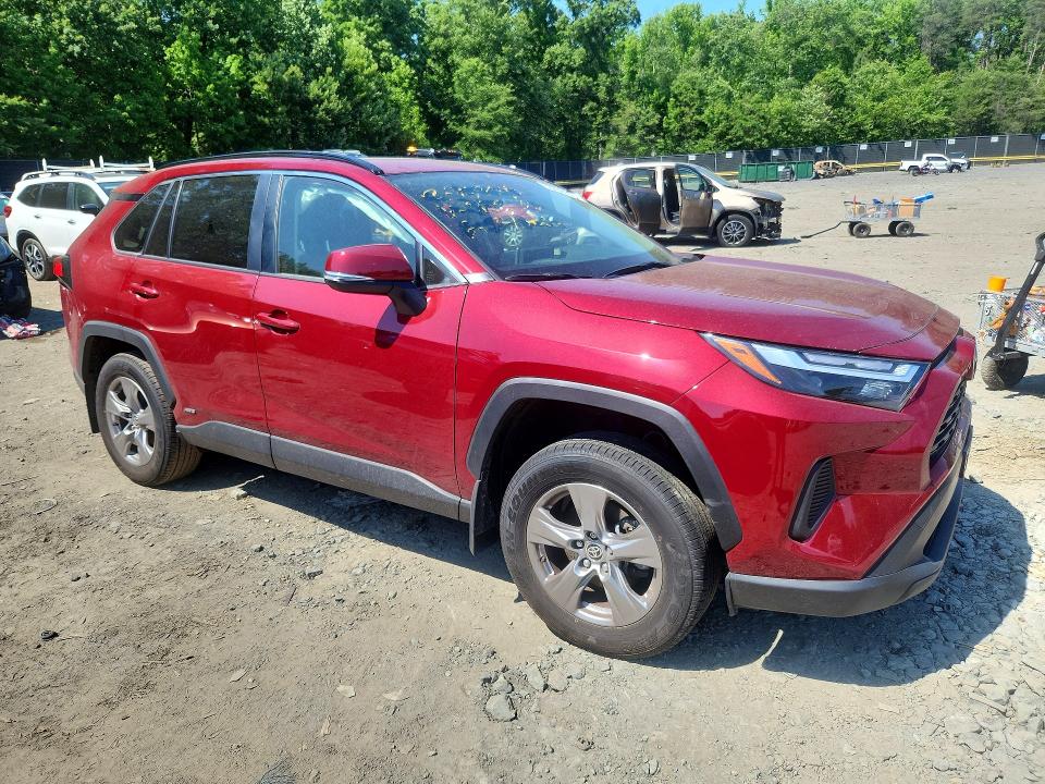 2025 Toyota Rav 4 VIN JTMRWRFV3SD325234 COPART salvage auction — SIDE, Md - Cert Of Salvage > 75% Damage, sold $14,100 on 2026-07-24 (photo 4)
