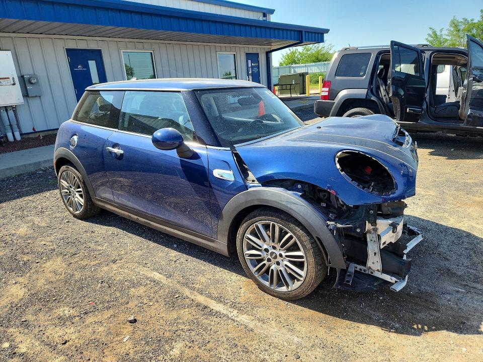 2014 Mini Cooper VIN WMWXM7C58ET970054 COPART salvage auction — FRONT END, Wi - Junked Vehicle Bill Of Sale, sold $200 on 2026-07-14 (photo 4)