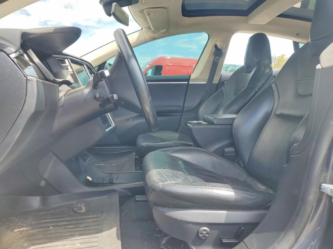 2015 Tesla Model S VIN 5YJSA1E11FF116590 COPART salvage auction — Water/Flood, NY - CERTIFICATE OF TITLE, sold $575 on 2026-07-01 (photo 7)