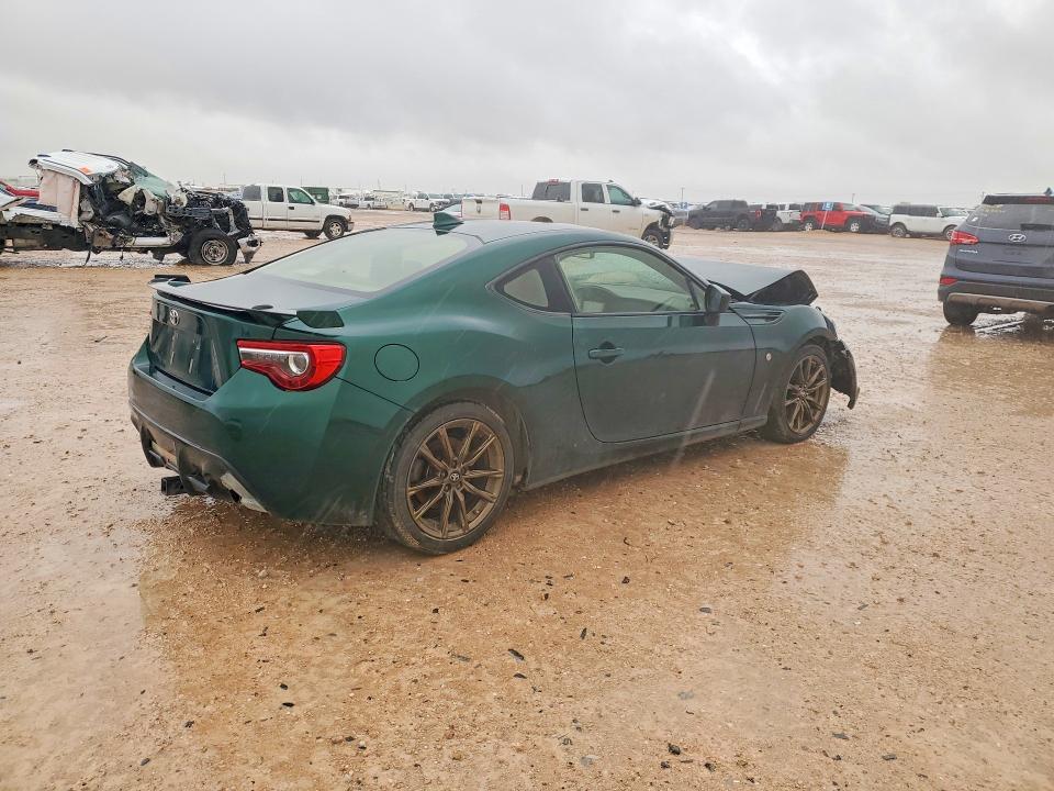 2020 Toyota Gt86 VIN JF1ZNAE17L8750619 COPART salvage auction — FRONT END, Tx - Salvage Vehicle Title, sold $3,900 on 2026-07-08 (photo 3)