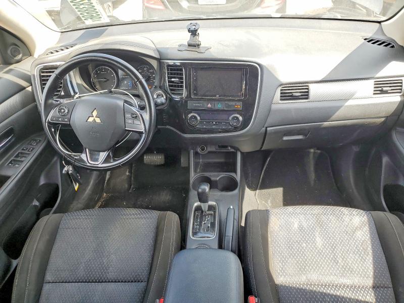 2016 Mitsubishi Outlander VIN JA4AZ3A36GZ017311 COPART salvage auction — MINOR DENT/SCRATCHES, In - Certificate Of Title (P), sold $3,500 on 2026-07-09 (photo 8)