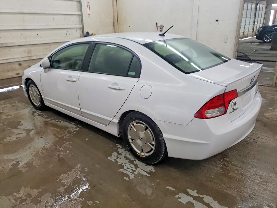 2011 Honda Civic hybrid VIN JHMFA3F26BS000110 COPART salvage auction — MINOR DENT/SCRATCHES, Tn - Certificate Of Title, sold $575 on 2026-07-07 (photo 2)