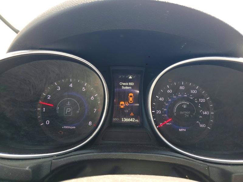2015 Hyundai Santa fe VIN KM8SRDHF9FU115658 COPART salvage auction — FRONT END, In - Certificate Of Title, sold $2,500 on 2026-07-07 (photo 9)