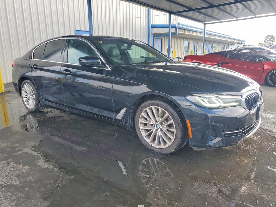 2022 BMW 5 series VIN WBA13BJ02NCJ18642 COPART salvage auction — MINOR DENT/SCRATCHES, CA - CERTIFICATE OF TITLE, sold $22,000 on 2026-07-14 (photo 4)