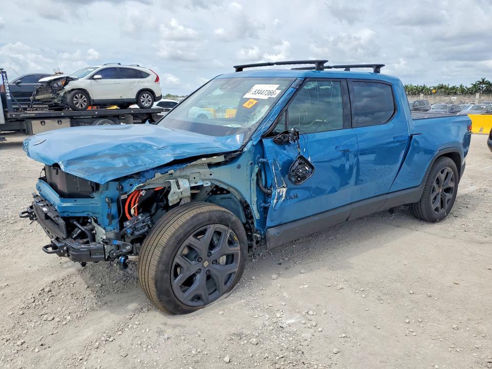 2025 Rivian R1t VIN 7FCTGBAA9SN038225 COPART salvage auction — FRONT END, FL - CERT OF TITLE SLVG REBUILDABLE, sold $2,000 on 2026-07-22 (photo 1)